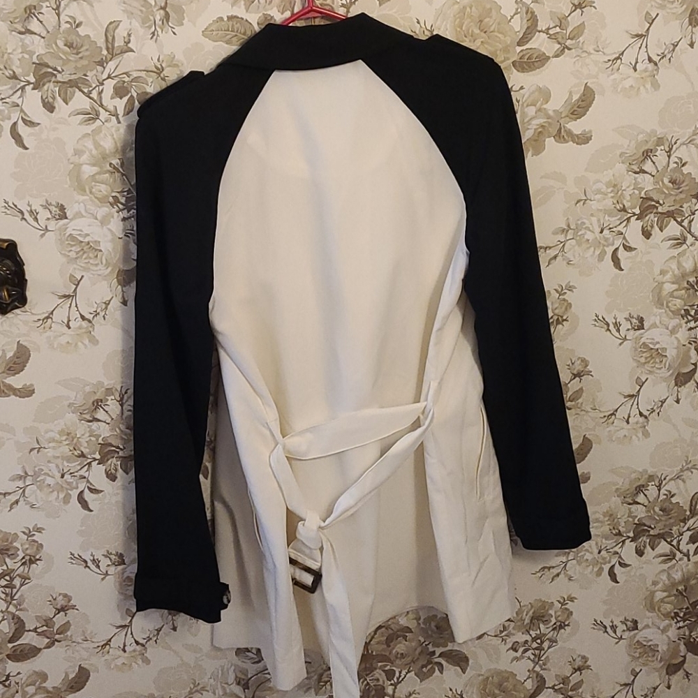 Trench jacket - Picture 3 of 3